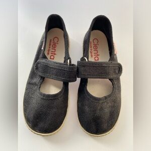 Cienta Black Glitter Mary Janes / Size 9 / Play